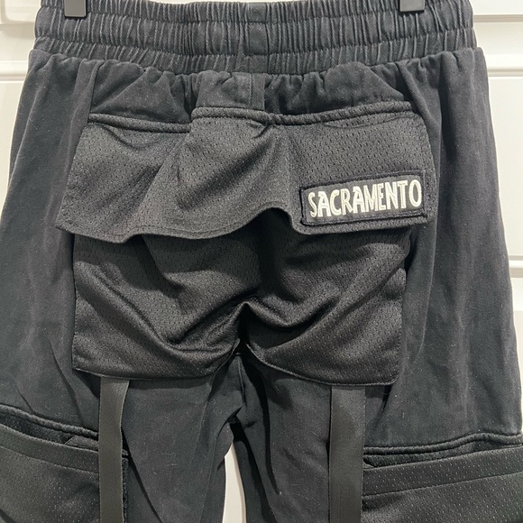 Black Cargo Pants - Picture 6 of 9